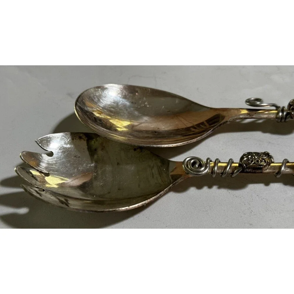 Unbranded set serving